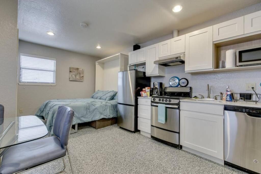 Near To Ouhsc Hospitals-Garage Studio Oklahoma City Bagian luar foto