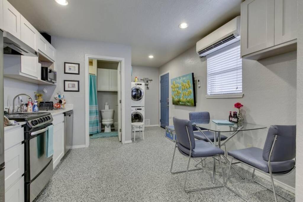 Near To Ouhsc Hospitals-Garage Studio Oklahoma City Bagian luar foto