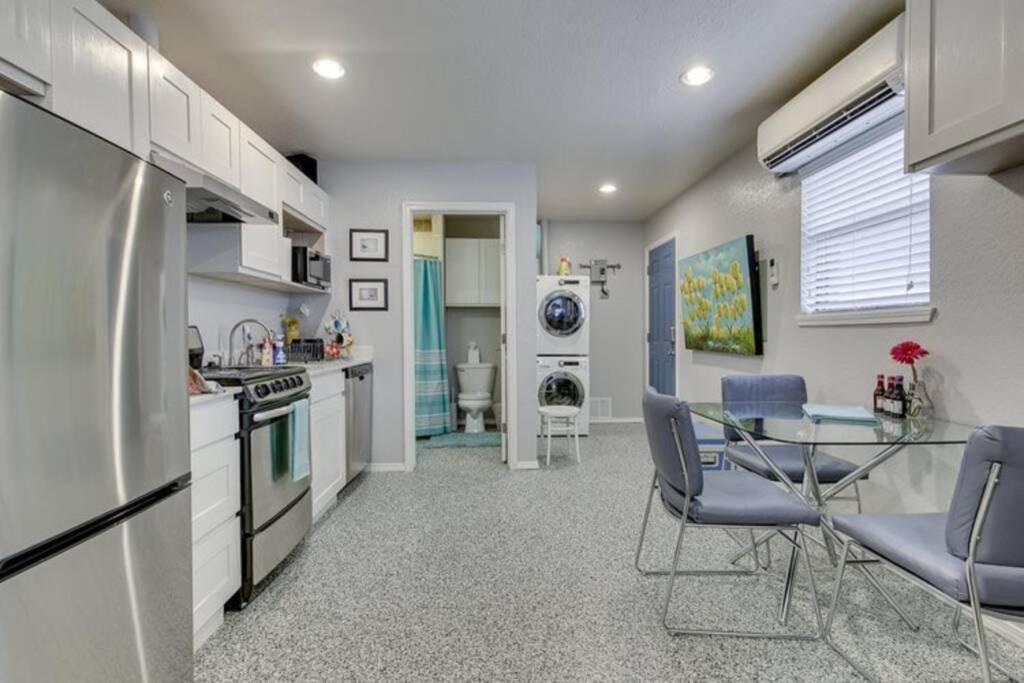 Near To Ouhsc Hospitals-Garage Studio Oklahoma City Bagian luar foto