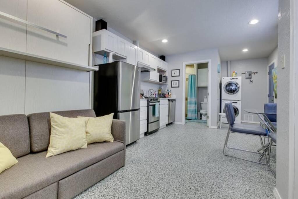 Near To Ouhsc Hospitals-Garage Studio Oklahoma City Bagian luar foto
