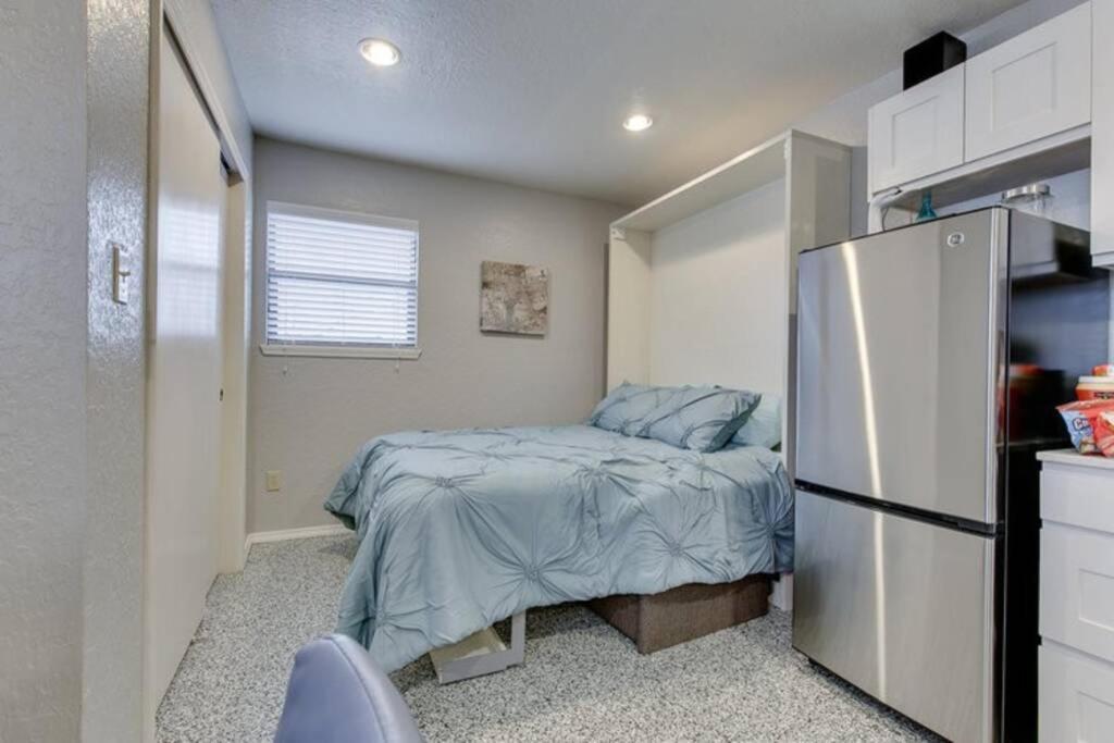 Near To Ouhsc Hospitals-Garage Studio Oklahoma City Bagian luar foto