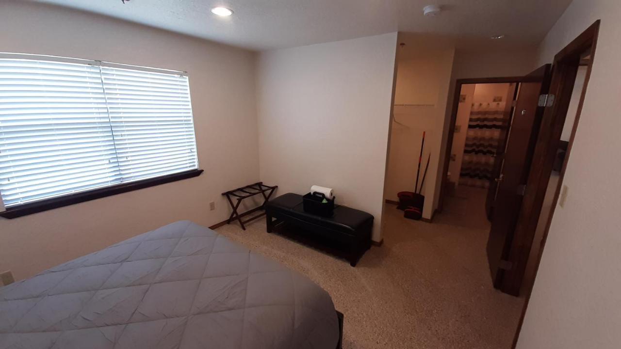 Near To Ouhsc Hospitals-Garage Studio Oklahoma City Bagian luar foto